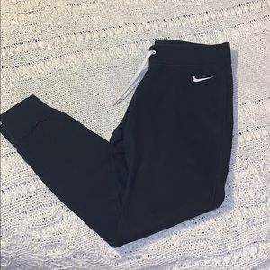 Nike jogger sweats 🖤